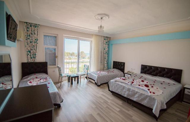 Deniz Hotel Finike Exteriér fotografie